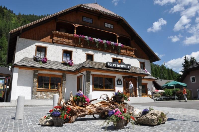 Gasthof Kirchenwirt Zederhaus Luaran gambar